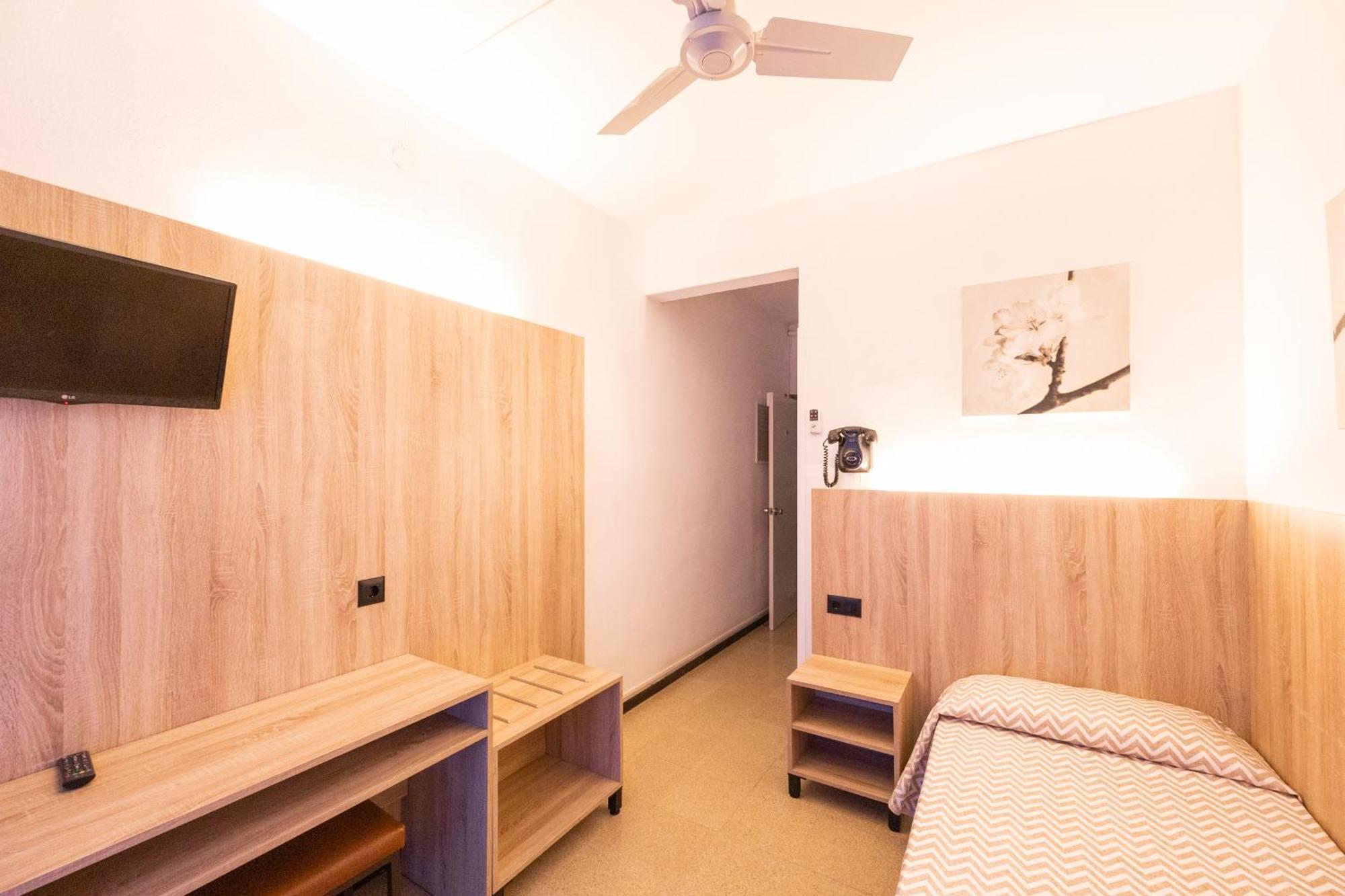 ל'אסטרטיט Hotel Bell Aire מראה חיצוני תמונה